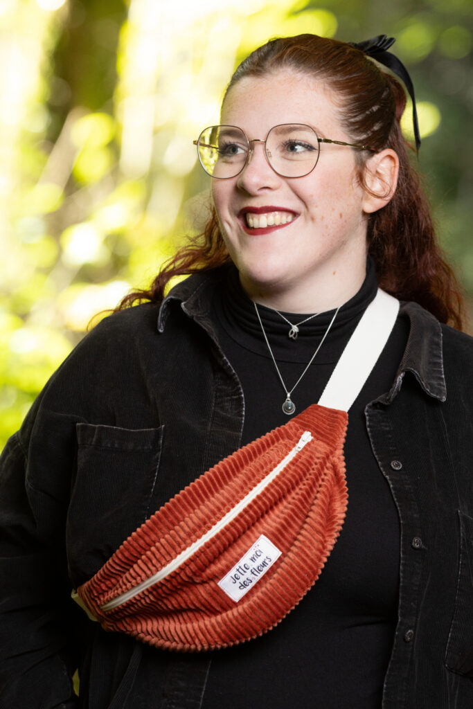 Sac banane fleuri fait main personnalisable en tissu